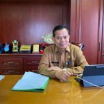 Sekretaris Daerah (Sekda) Penajam Paser Utara (PPU), Tohar, saat di temui awak media di sela kesibukannya.